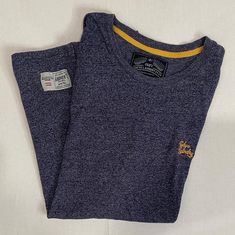 Tokyo Laundry Heather Navy Graphic Tee Size L